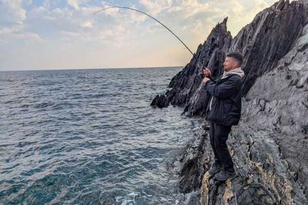 The Snowbee DeepBlue spinning rod in action being used by Ben
