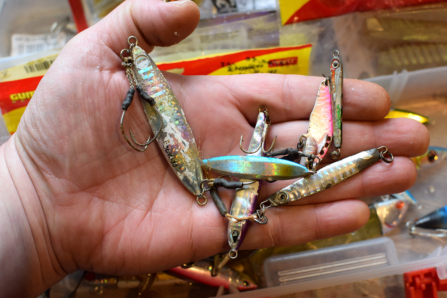 How to clean and restore old fishing lures SeaAngler